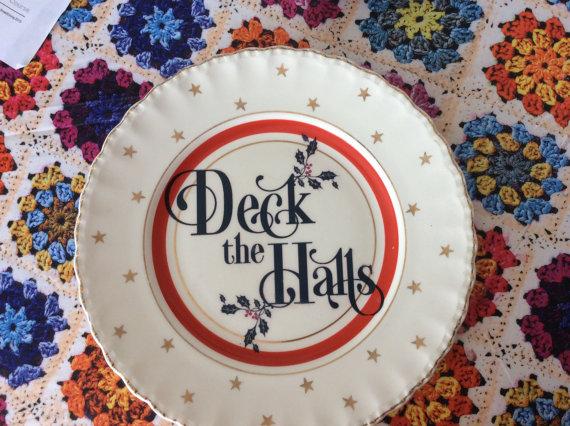 PPrintable's tweet photo. Fab item using our graphic - Upcycled 'Deck the Halls' by @5littlediamonds http://t.co/UGtIFPkdVB  via @Etsy http://t.co/fB8p0DOOV2