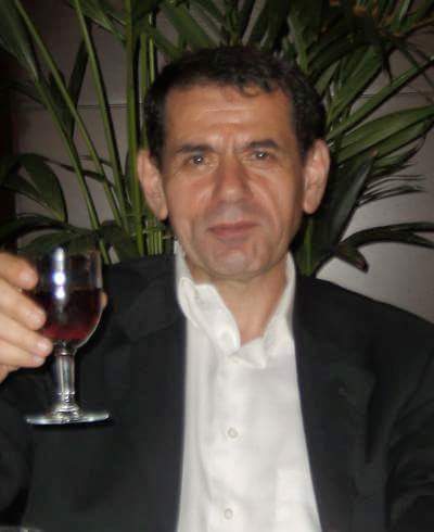 CLohnkUUYAABfF8.jpg