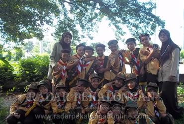 "Pramuka ajarkan kemandirian &amp; kreatifitas" radarpekalonganonline.com/87987/sifat-si…