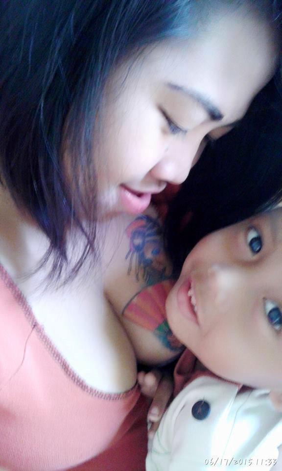 EpiBohay's tweet photo. Sumpah I love you I miss you aku tak bisa musnahkan kamu dari otak.ku http://t.co/z8BqCljsUi