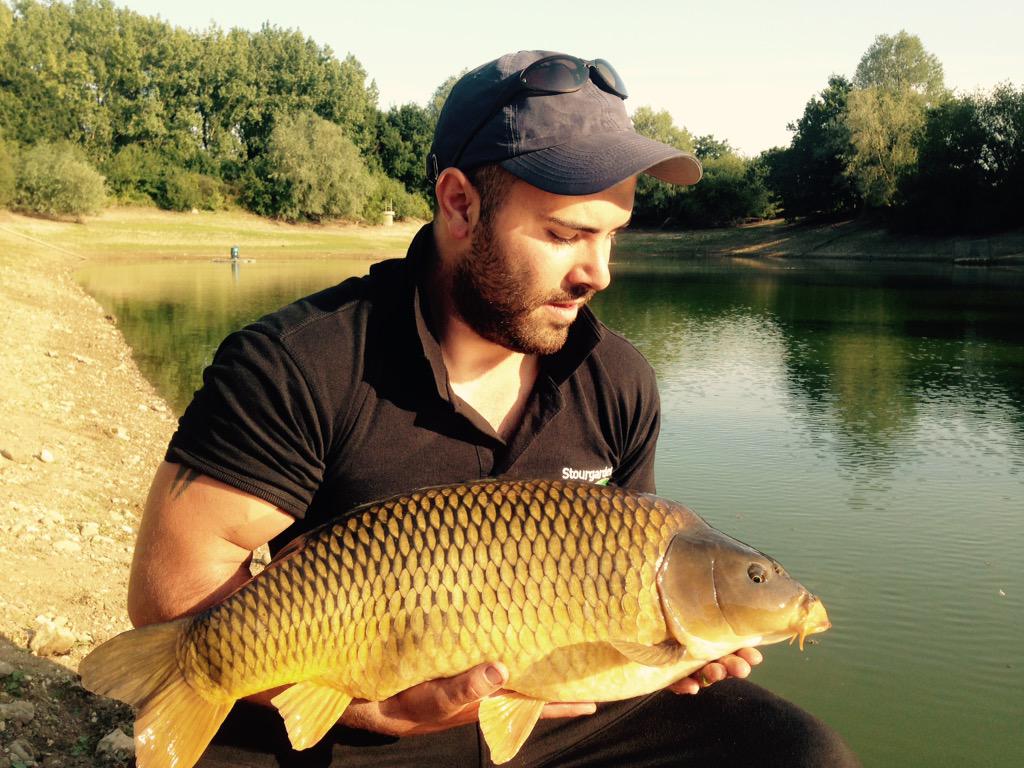 Fishingcrazies's tweet photo. 18lb common http://t.co/mZaHSZirZu