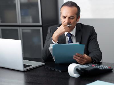 DoFonlineUK's tweet image. bit.ly/1IGBwPl FTSE pensions deficits on the rise #pensions #pensiondeficit #banking #finance #ftse