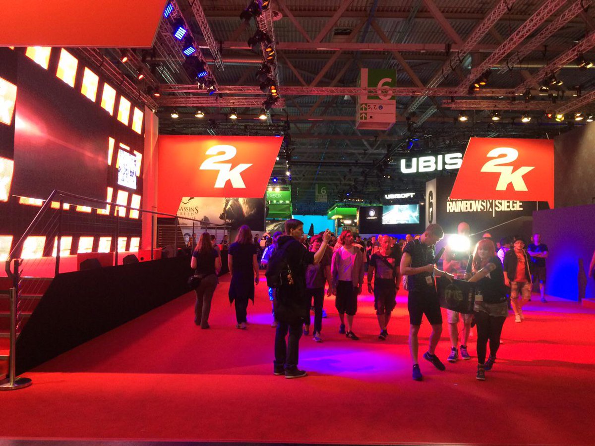 twinsprite's tweet photo. really enjoying #gamescom15! http://t.co/ysU2y1AaTk