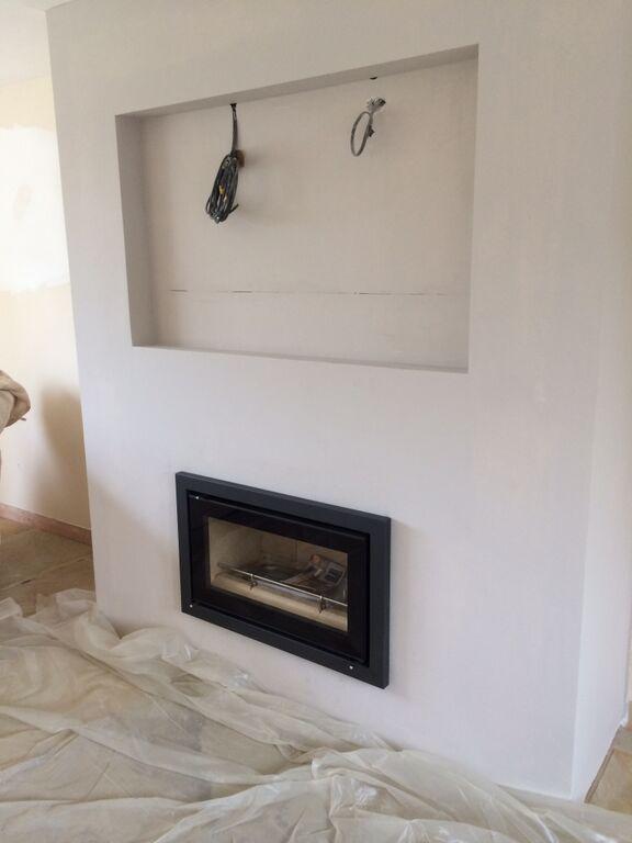 yorkshirestoves's tweet photo. @StovaxGazco Studio 1 with (False chimney breast &amp; TV inset) &amp; @firebellystoves  FB1 DS fitted by @yorkshirestoves http://t.co/RSLFPooIdg