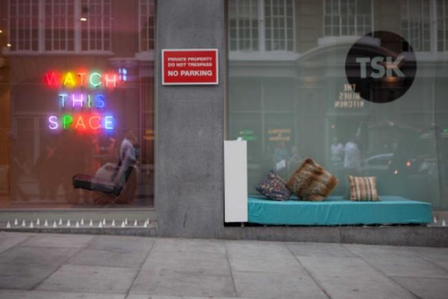 protein's tweet photo. Making the street more hospitable with anti anti homeless spikes
#spacenotspikes
http://t.co/LR1tmXzHOw http://t.co/dt8VnZT50S