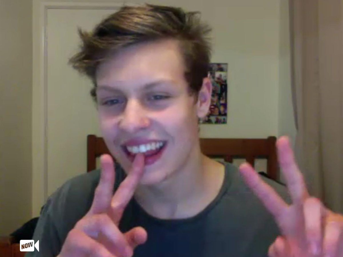 _teganxo's tweet photo. 🔴 LIVE @dylrasmussen on #YouNow - https://t.co/RZei71wDIE http://t.co/B20HBtZcED