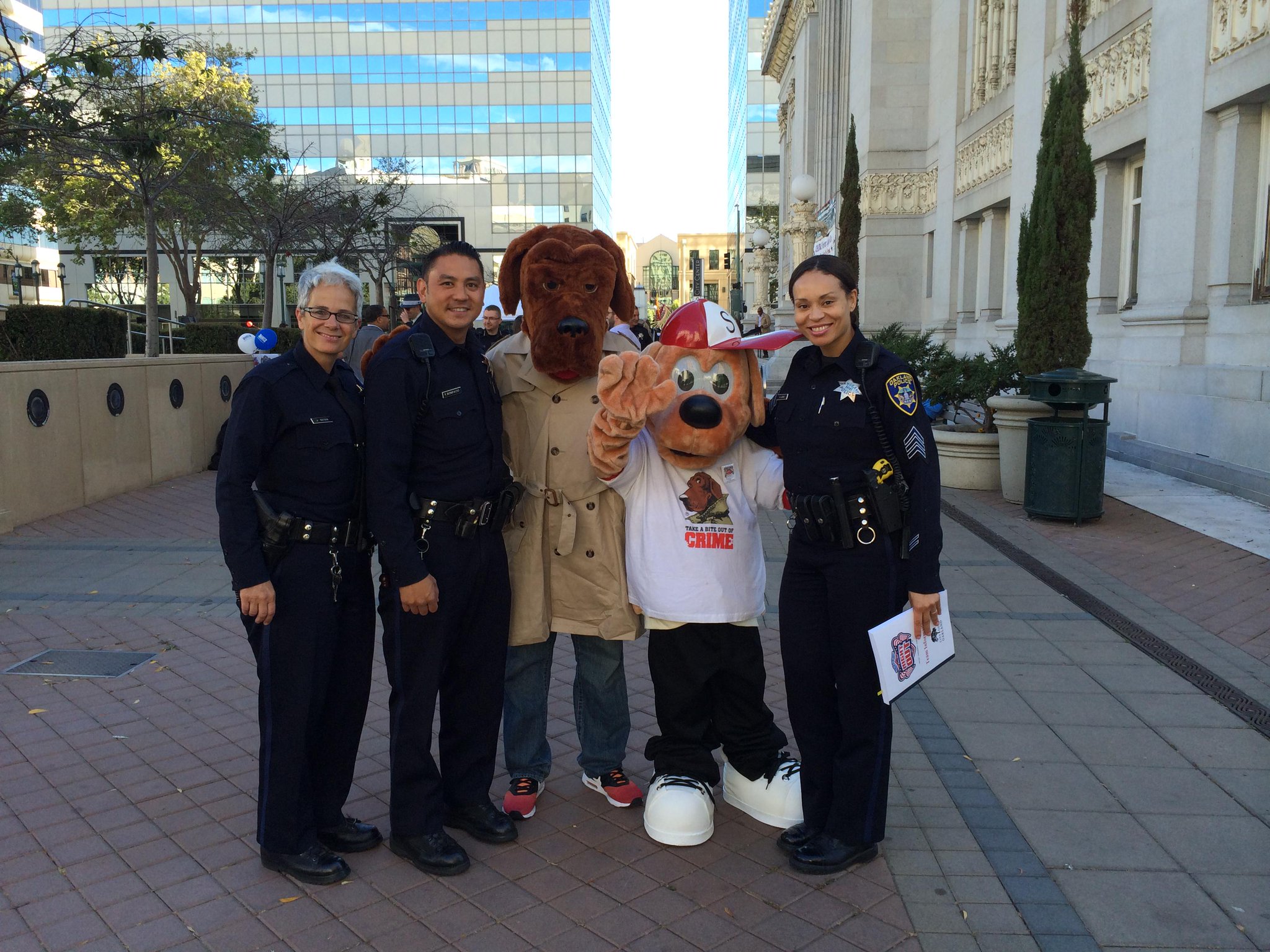 Oakland Police Dept On Twitter Many Thanks To All Oakland Who