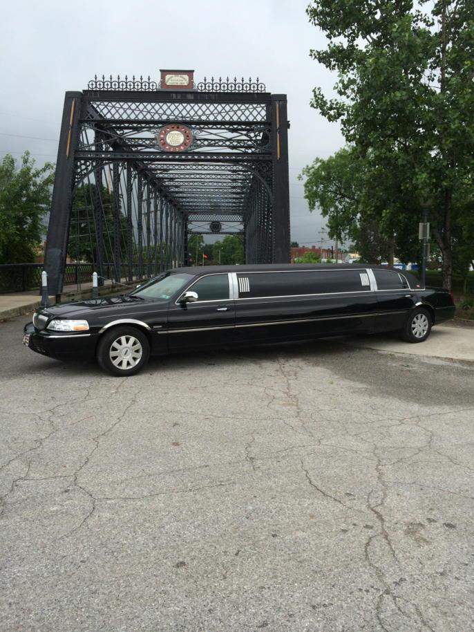 Summit City Limo (@summitcitylimo1) on Twitter photo 