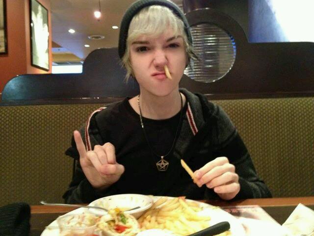 cutepikachuguy's tweet image. 😛