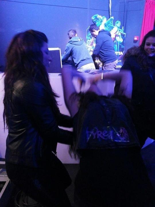 IWillBeFearless's tweet photo. I was just checking some pics in my phone and I've found these! I miss you ma belle! Come back soon! @FyreRocks http://t.co/B64GY24opa