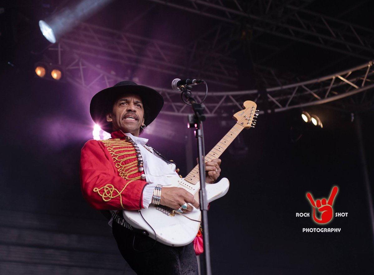 Abu Dhabi Nightlife tweet media