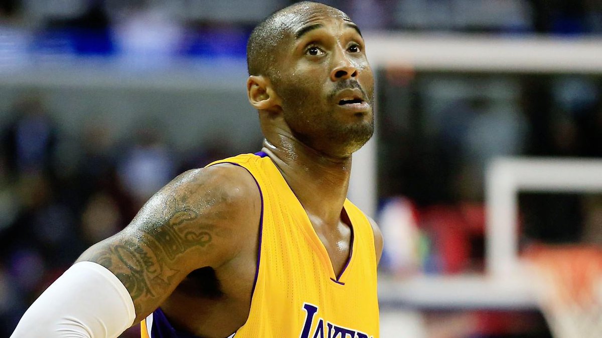 NBAllDayLong's tweet photo. @kobebryant says '15-16 may be his final season w/@Lakers (ICYMI)

http://t.co/B8aFXZUQM4 http://t.co/kTtaqsRuzo