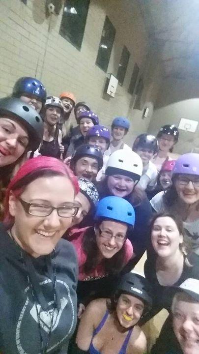 MsFefelarue's tweet photo. GCRG Noobs!!!  Loving every moment #WeAreRollerDerby http://t.co/oGJjgA9NLl