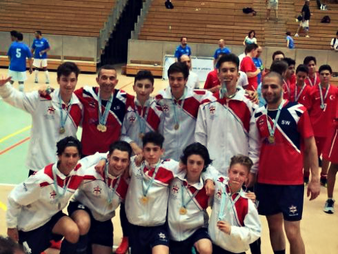 FutsalUK_Group's tweet photo. Congratulations to @TeamMGBFutsal on their incredible achievements at @emg2015! Open, U18s &amp; U16s (pic) all won Gold. http://t.co/hkCG2jKAwE
