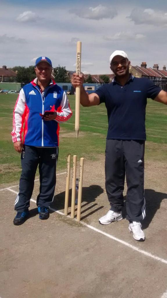 Newhamcricket's tweet photo. Newham 1st XI Waseem Majeed &amp; M Farooq http://t.co/mGlm9aKKUv