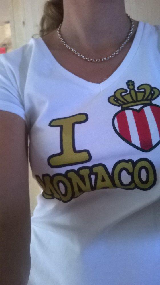LaureRafadje's tweet photo. Merci @AS_Monaco pour cette superbe victoire ✌ et merci aux Air Canon Girls de ne pas savoir viser 😅😜❤ #ASMYB http://t.co/cpAtmh0eXA