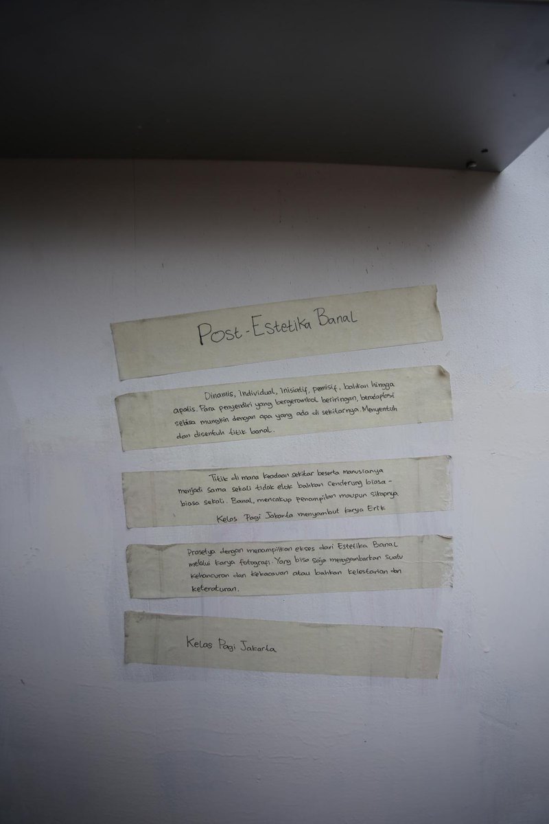 Karya foto <a href="/BanalEstetik/">Erik Prasetya</a> yang dipamerkan di IFI, mendapat respon dari <a href="/kelaspagijkt/">Kelas Pagi</a>. Keren!