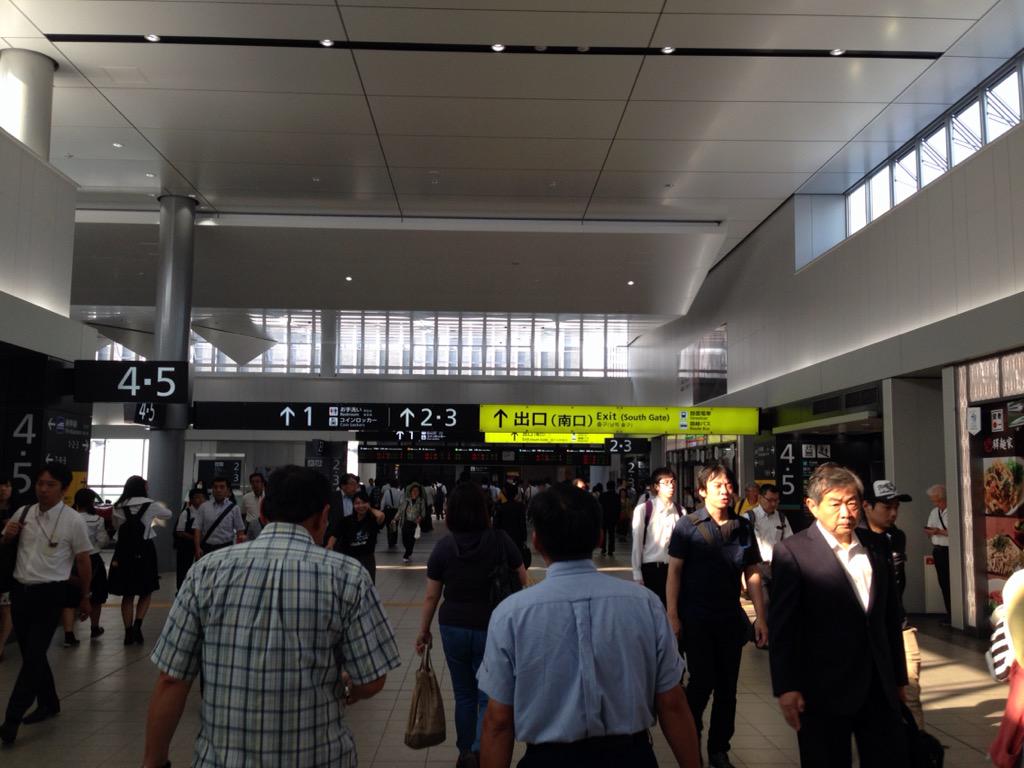shin_hye_yoon's tweet photo. 広島県立のオーキャン行って来た〜★
午後から市内にいってめっちゃ楽しかった♡ #opencampas #広島県立大学 #広島 #路面電車 http://t.co/NadVvF6RCH