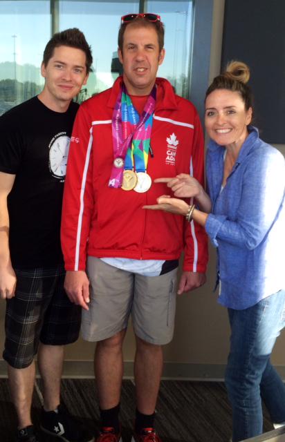Gayle: Gotta love #Cbridge's own <a href="/SpecialOCanada/">Special Olympics Canada</a> medal winner Bill Smith! Thx 4 coming on <a href="/davefmrocks/">DaveFMRocks</a> #MorningBuzz!