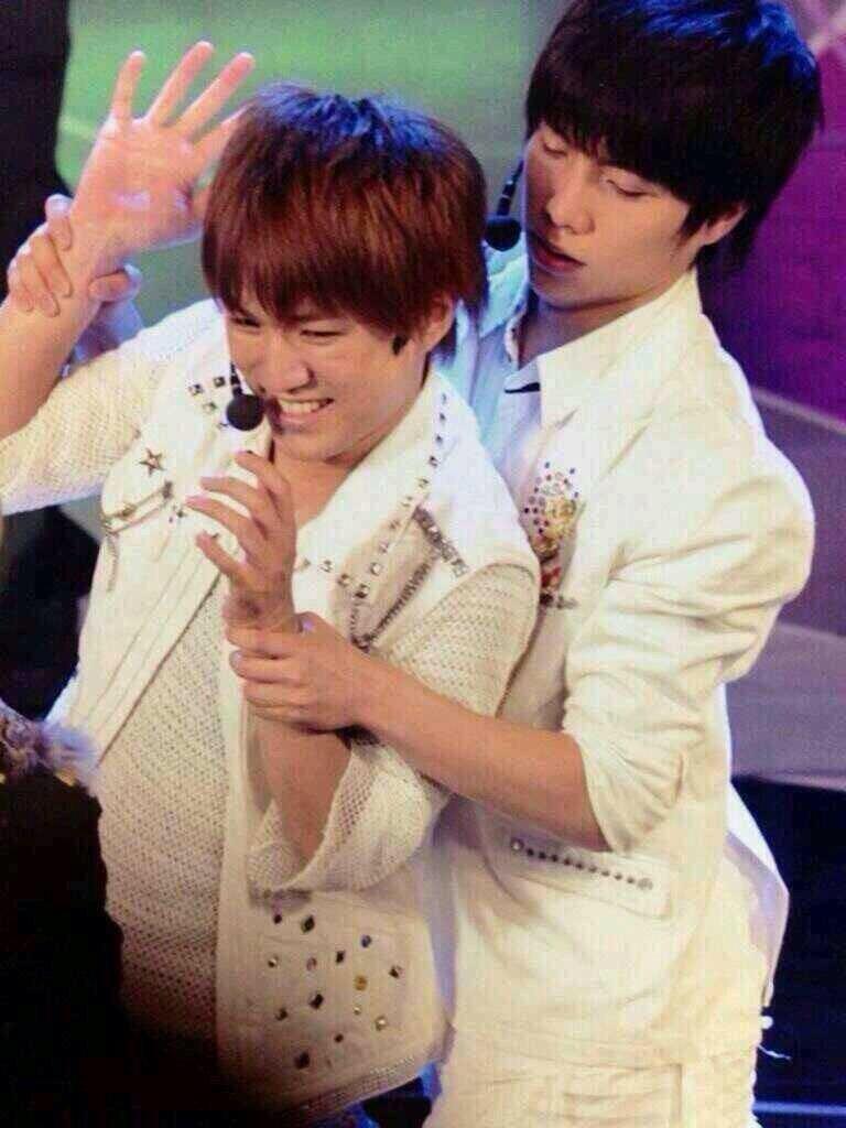 kamiyama_daiki's tweet photo. 神ちゃんの誕生日の701RTを目指したいと思います✨💪
自担なんで成功させたいです💓
協力よろしくお願いします!!!!!!
#神山智洋
#701RT
#ジャス民
#RTから気になった人お迎え http://t.co/4kXgdkTr63