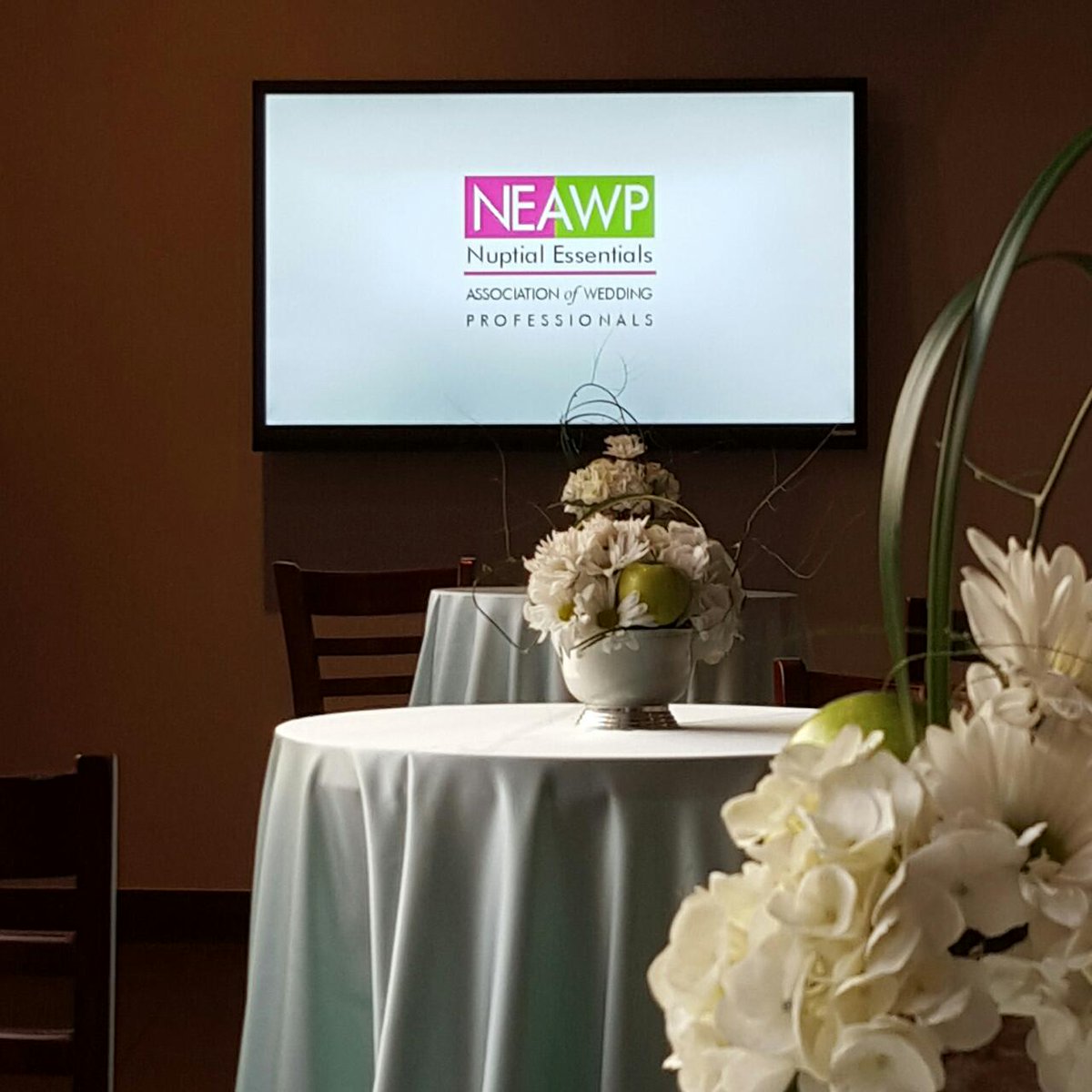 TrinityHallATX's tweet image. We welcome @neawp to #TrinityHallATX this morning for their monthly meeting and day of education!