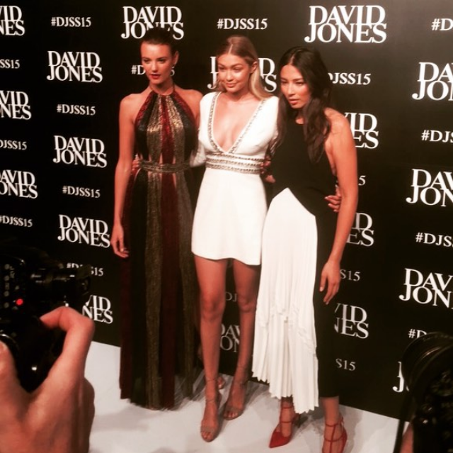 HadidNews's tweet photo. Kim: “The dream team @gigihadid @iamjessicagomes @montanacox1 @davidjonesstore #DJSS15“ http://t.co/iGXYZ21RE8