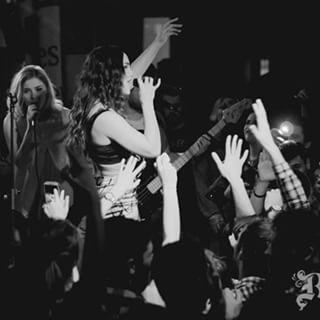 Hands up hands up 🙌🙌❤