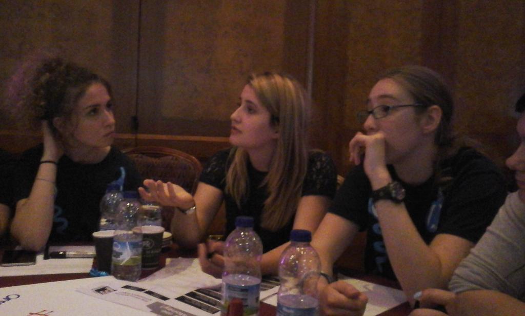 ncsE4Lbath3's tweet photo. Debating government spending! Team! #beinspired #i'mthedifference @Engage4LifeUK http://t.co/4LLKGxMI4o