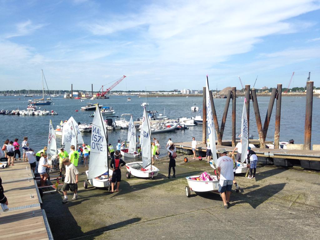 USOptiSailing's tweet photo. Champ fleet launching! http://t.co/n6gLpUtLUj