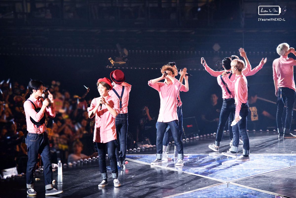 ListenToChen's tweet photo. 150612 The EXO'luXion In Taipei 1P #chen #첸 #종대
#1YearwithEXOL #EXOL1stAnniversary 앞으로 도 응원할겠습니다 ^^ 항상 곝에 있을게 ㅠ ㅠ http://t.co/9FSQI08LSF