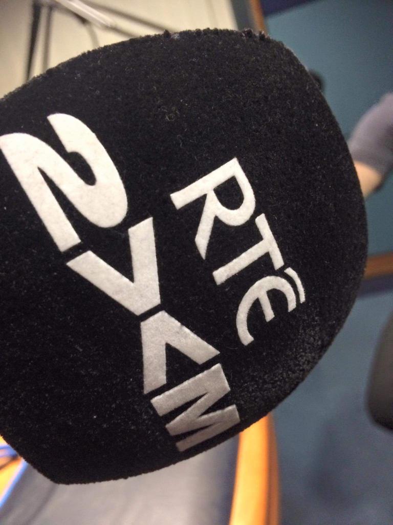 TheNightHearts's tweet photo. Thanks to @rte2xm and Laura @rteNMC for having us last night. #RTE #2xm #radio #interview #irishmusic http://t.co/yW92xFqEHu