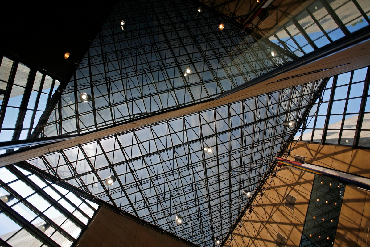 Save the date! Noon Concert on 8/12 at the beautiful @IUArtMuseum feat. violinist Ji-Woon Jung go.iu.edu/HUk