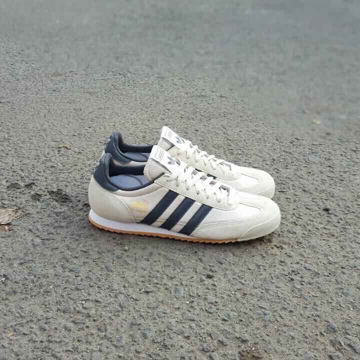 on Twitter: "Adidas Dragon Cream/Black, Size 41⅓ - Rp 550,000 Text &amp; WhatsApp : http://t.co/fqI12TLeNb" Twitter