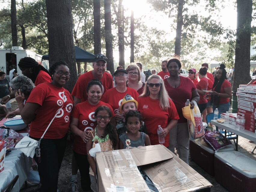 T2203 supporting National Night Out!  Lakeside Park Loves Target.  Great event for the kids!  #g492nationalnightout