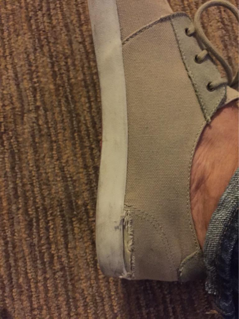 bradbann's tweet photo. @reef84 glad I paid $60 for shoes that just fell apart.  #Failure http://t.co/LD3koNn8io