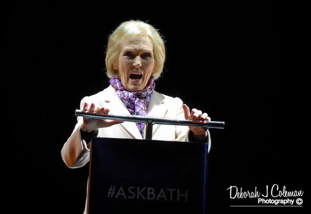 coxy944's tweet photo. BAKE....#maryberry #GBBO can't wait! http://t.co/fgF5wQRl48