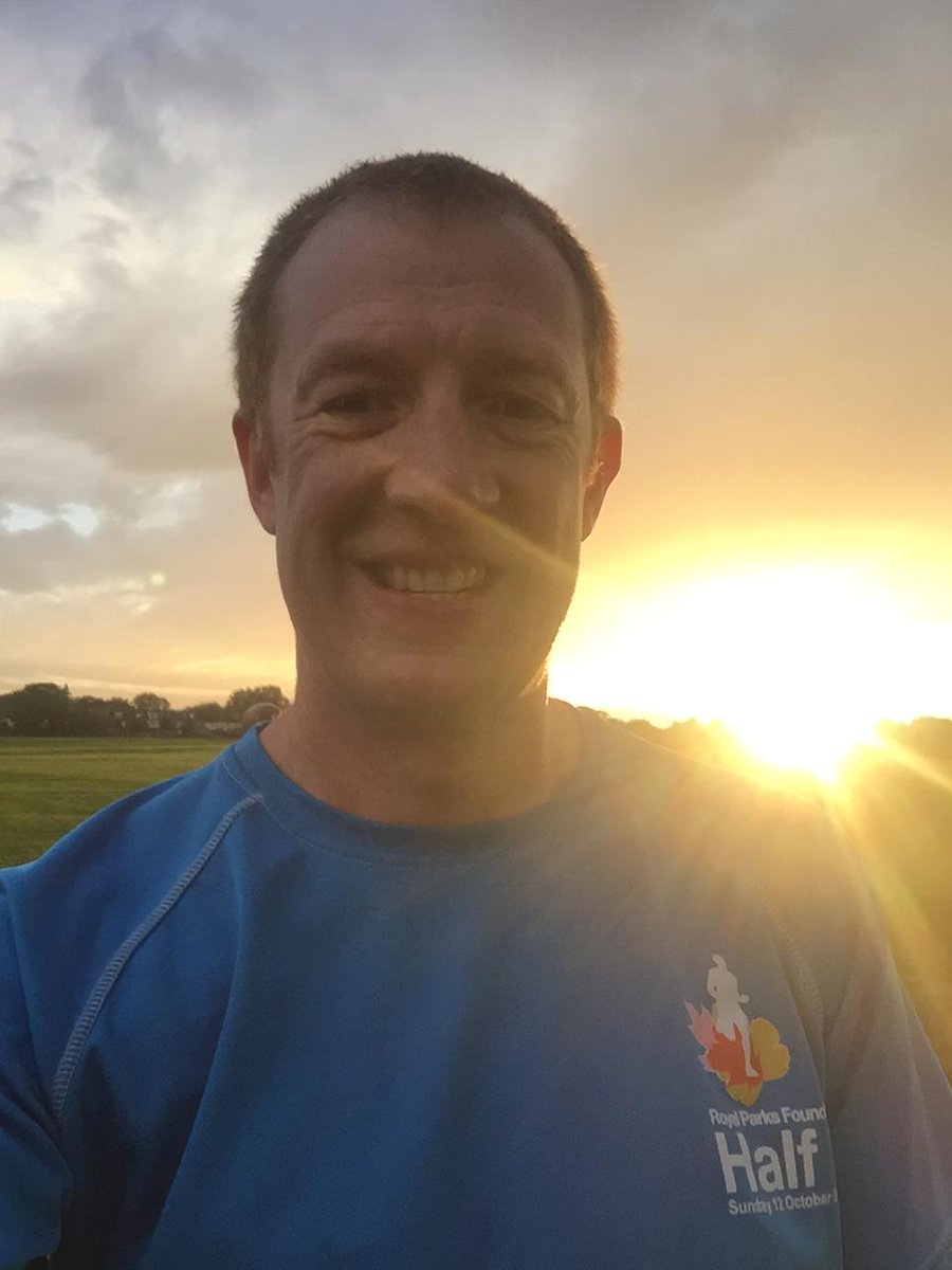 TomKerry1971's tweet image. Beautiful sunset in #GunnersburyPark &amp;amp; 5k handicap to complete my day of activity with @limelightsports #WeAllMove