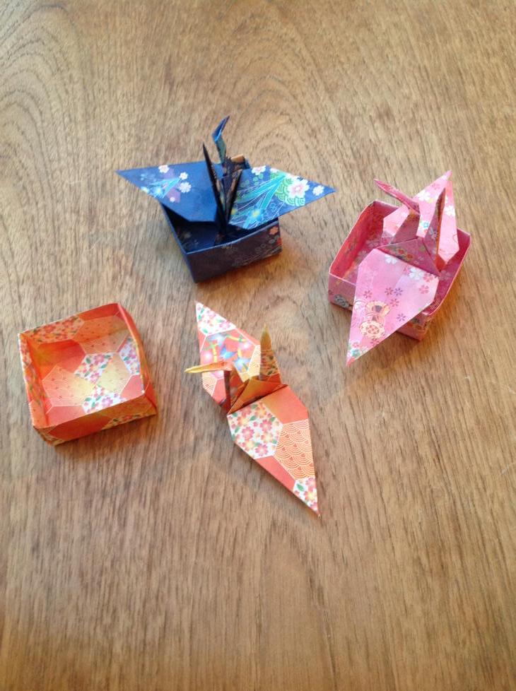 2BiBrandStylist's tweet photo. Three cranes and three boxes #Chiyogami #2binspired http://t.co/KTwbidnc44