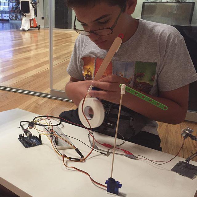 insta_arduino's tweet image. ift.tt/1Dv03uE - Inventillos para hacer pompas #arduinoforKids #arduino #bubbles… ift.tt/1OR9zc8
