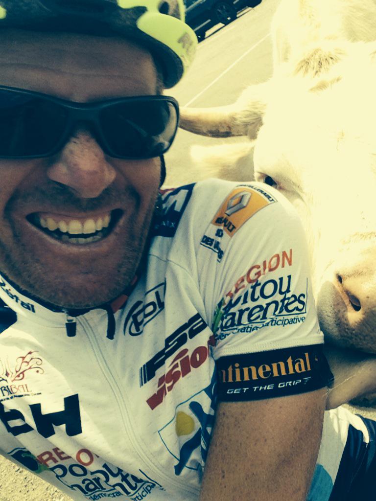 RudyBonnet's tweet photo. Se faire lécher le bras en haut du col Sadoun ça n'a pas de prix :) http://t.co/0H8whegHVJ