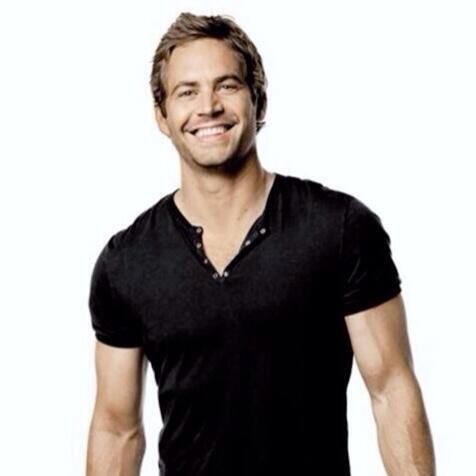 sandy0013's tweet photo. @ROWWsupporter @tinaPW73 @hakamoree @Yoyaglosag @iesie26 @presko091 @MonoTammy ❤Paul❤😍💋Gorgeous!!!💔❤❤❤❤❤❤❤ http://t.co/6EteQzCRhN