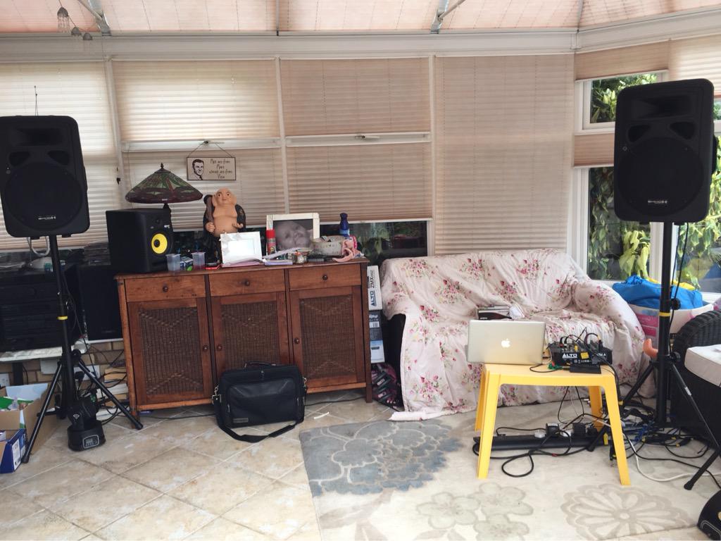 CSArtsSolutions's tweet image. Big success this afternoon with the #teaparty at the #Jordans household! Contact us to book your children&apos;s party!