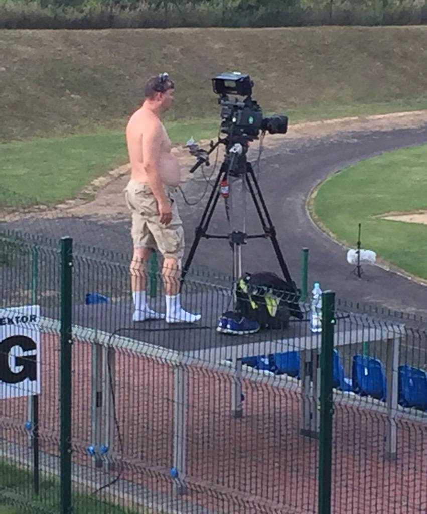 AEK_FC_OFFICIAL's tweet image. Με αρκετή ζέστη το φιλικό στην Οπαλένιτσα... #ΑΕΚpreseason2015