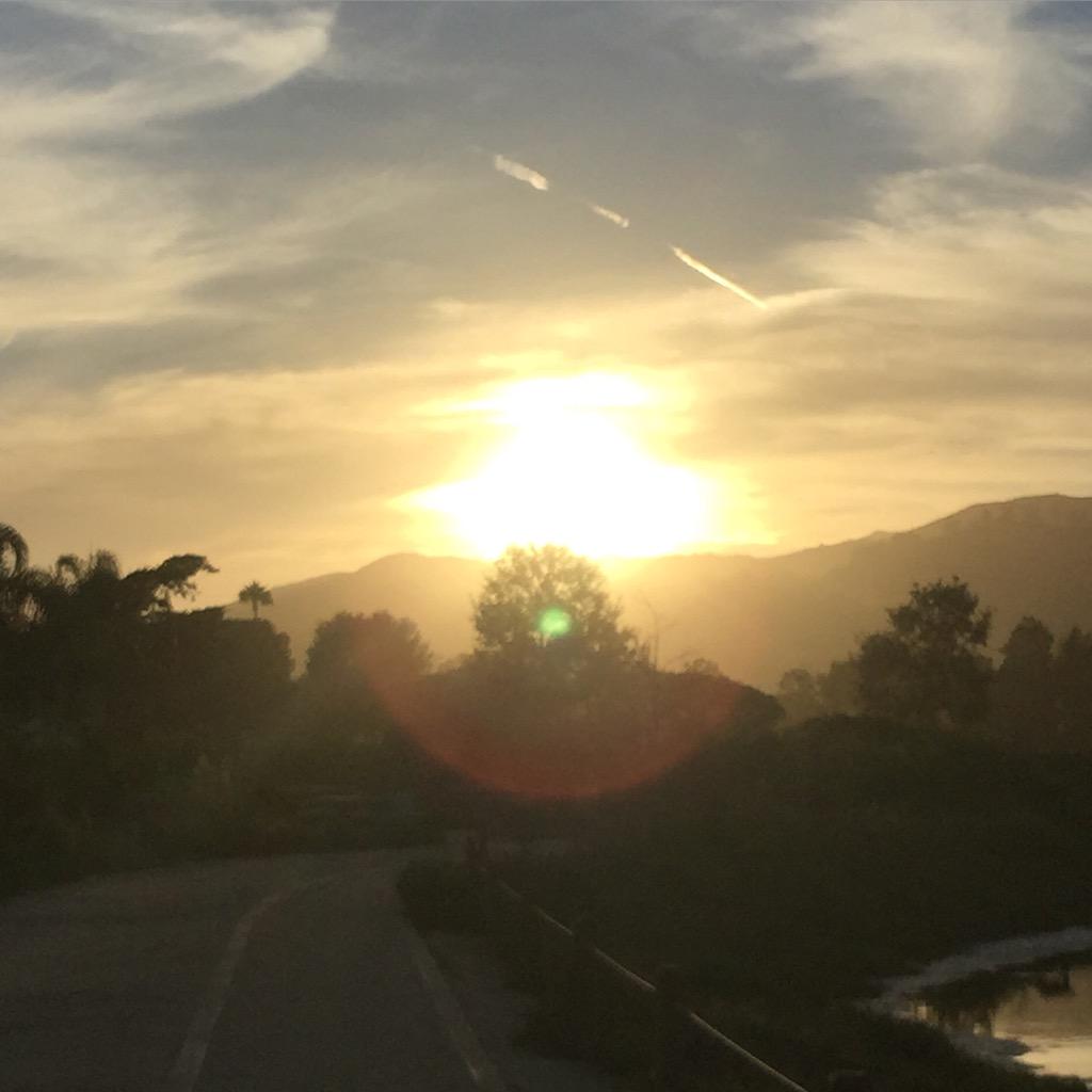 lovefoun's tweet image. #thelight #thepathswetravel #thepathoflight #thelightleads #inspiration  #loveispowerful #loveisalive #love #hope