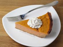 MuscleRecipes's tweet image. Sweet Potato Protein Pie by @ProteinCakery muscle.recipes/xyu8 #protein #gains #gym #fitness #recipe