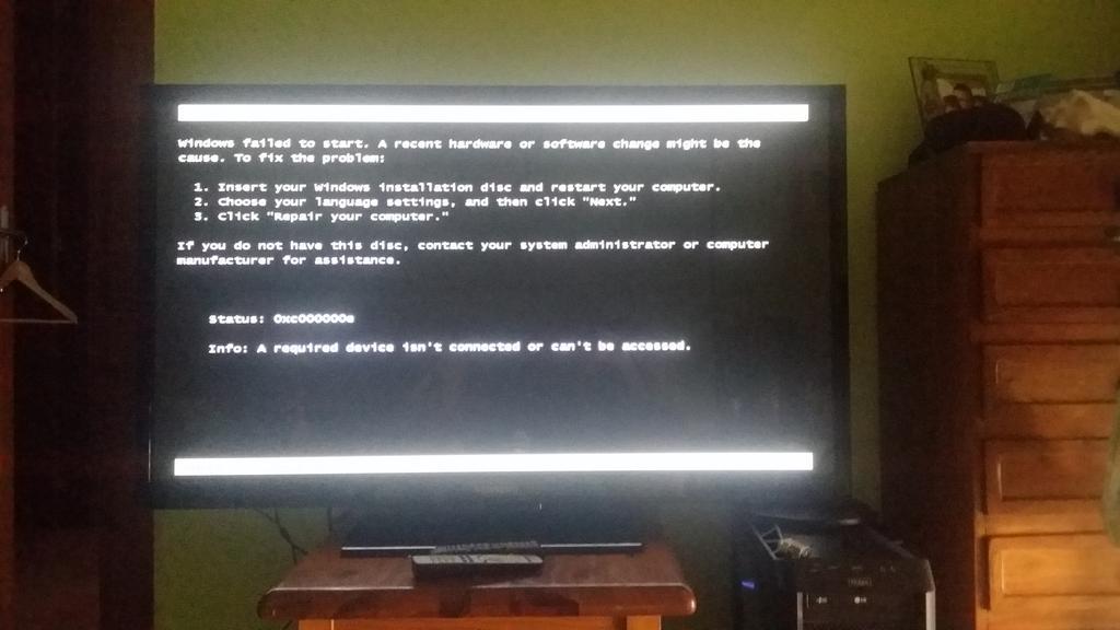 regorsnas's tweet image. Instalar #Windows10 una gran experiencia... #Windows10fail #windows10launch  #Windows10upgrade