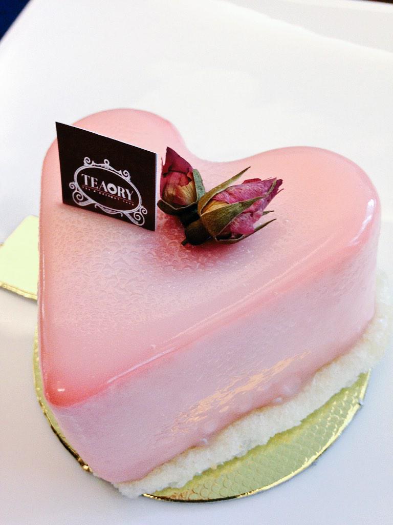 Gaemtaehyung's tweet photo. ร้าน #TEAORY บางแสน ข้างห้างแหลมทอง ราคาเเพงอยู่ แต่เราได้โปร1แถม1 สั่งแหลกกก #อร่อยไปแดก http://t.co/wJRDxPrZjl
