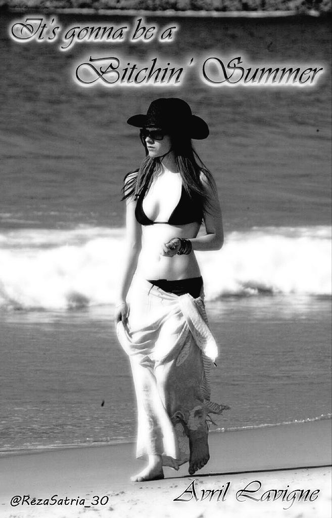 RezaSatria_30's tweet photo. @AvrilLavigne http://t.co/XFQng4QhRU
