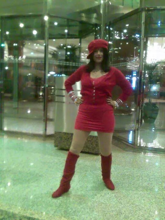 aditi_joshii's tweet image. "जय श्री राधे माँ " के परम पुजारी मनोज तिवारी, दिल्ली से बीजेपी सांसद.. इनको वोट देने वाले रो रहे होंगे..