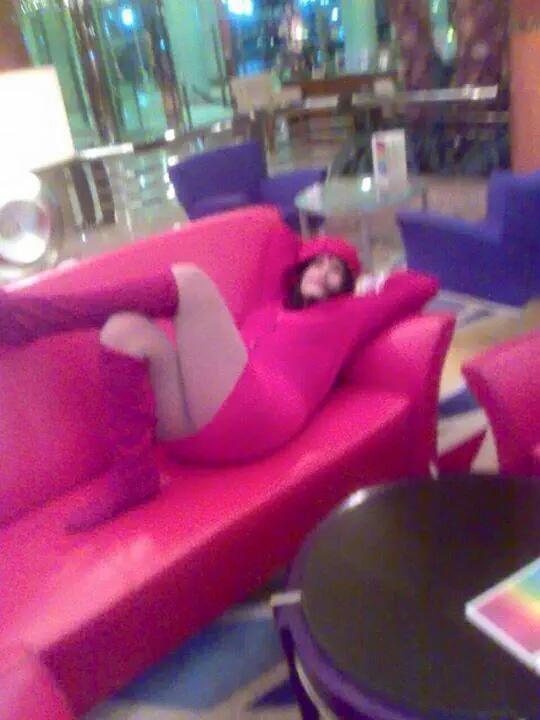 aditi_joshii's tweet image. "जय श्री राधे माँ " के परम पुजारी मनोज तिवारी, दिल्ली से बीजेपी सांसद.. इनको वोट देने वाले रो रहे होंगे..